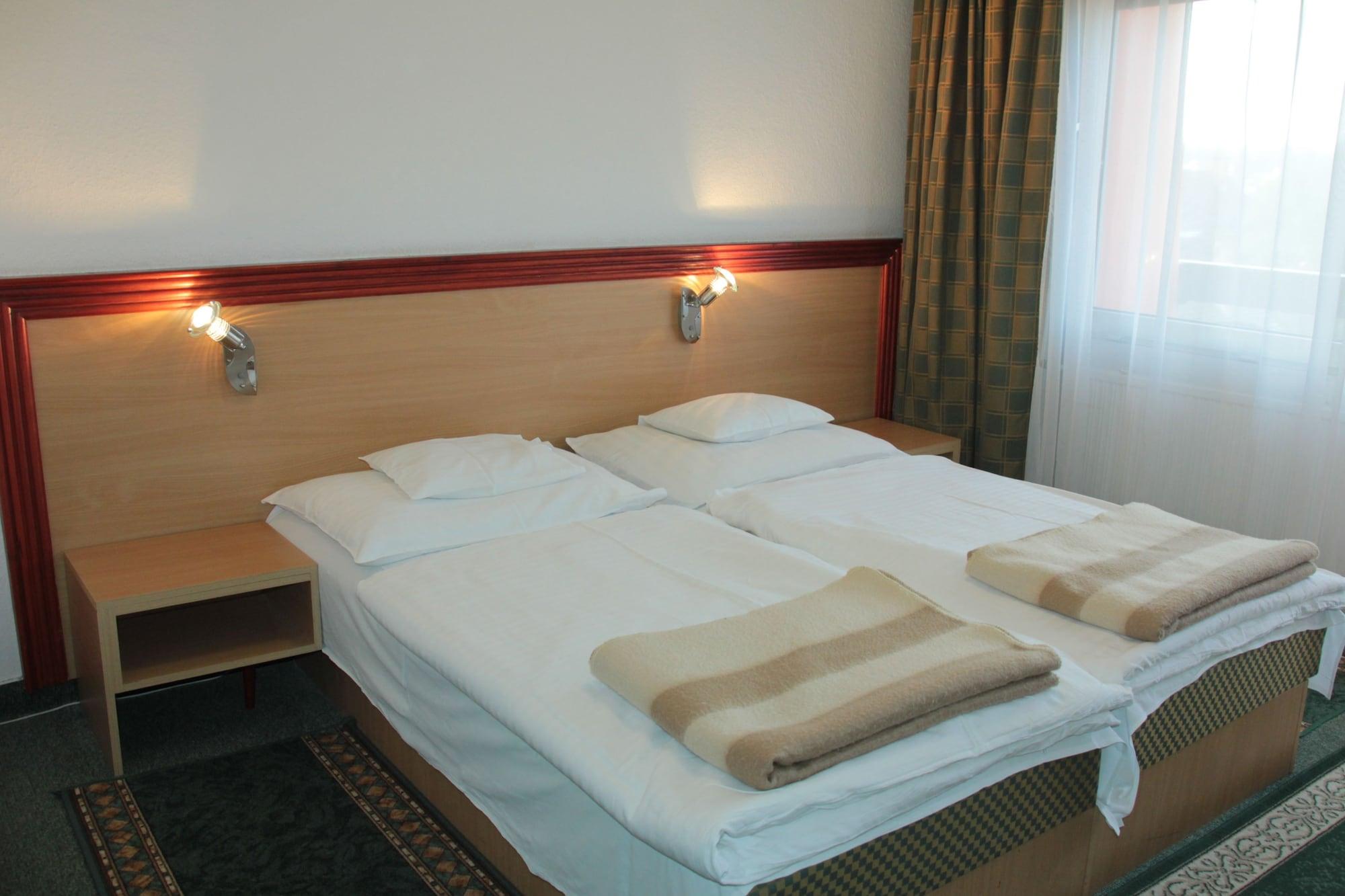 Tisza Sport Hotel سيغيد المظهر الخارجي الصورة