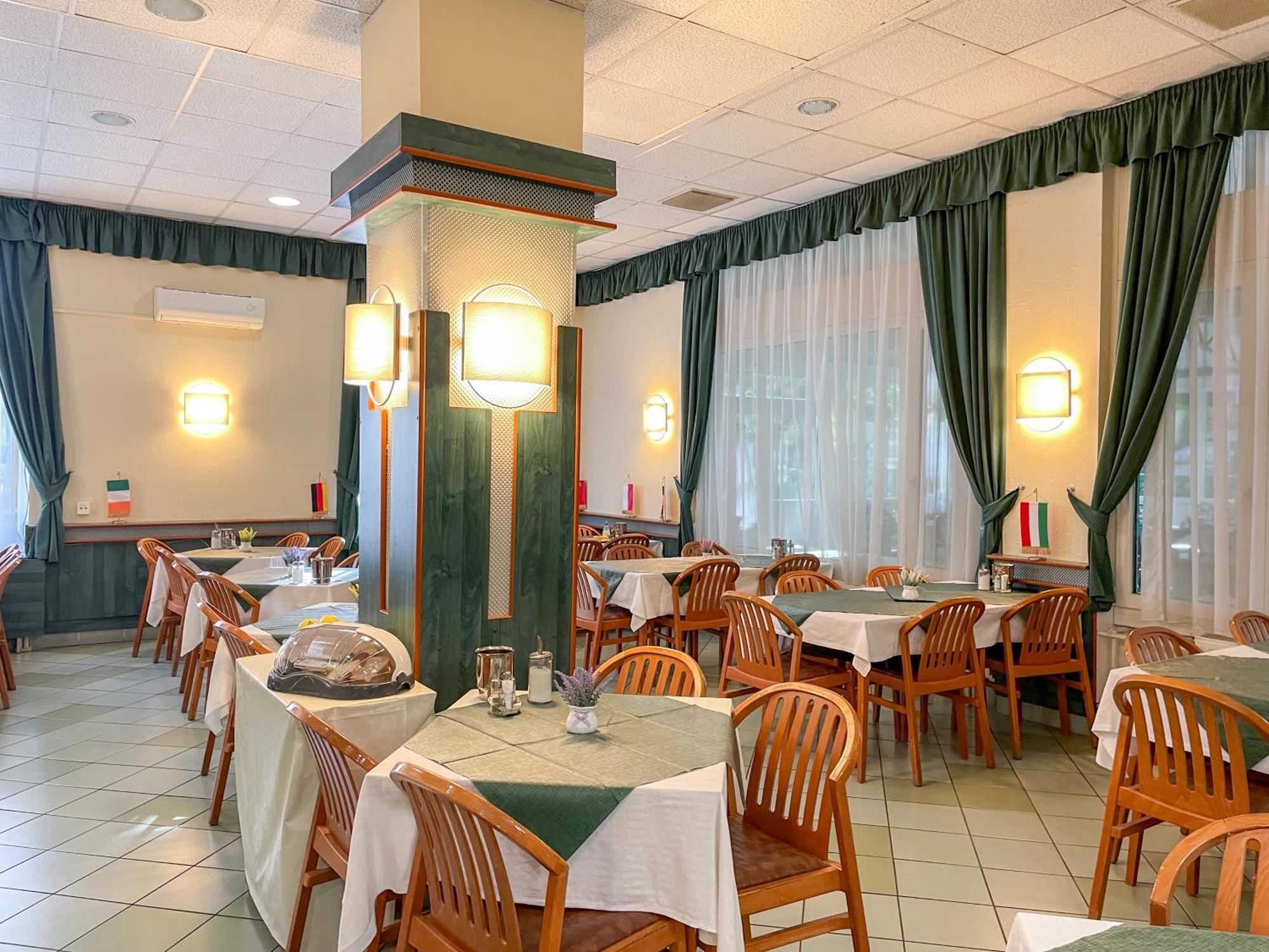 Tisza Sport Hotel سيغيد المظهر الخارجي الصورة